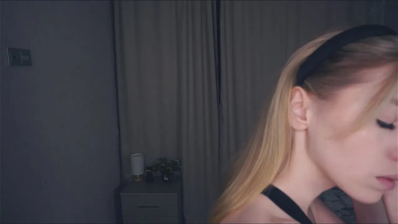 Cam4 ErlineEggett is Freechat ErlineEggett — #anal #threesome #lesbian #pornstar #cosplay #femdom #swinging