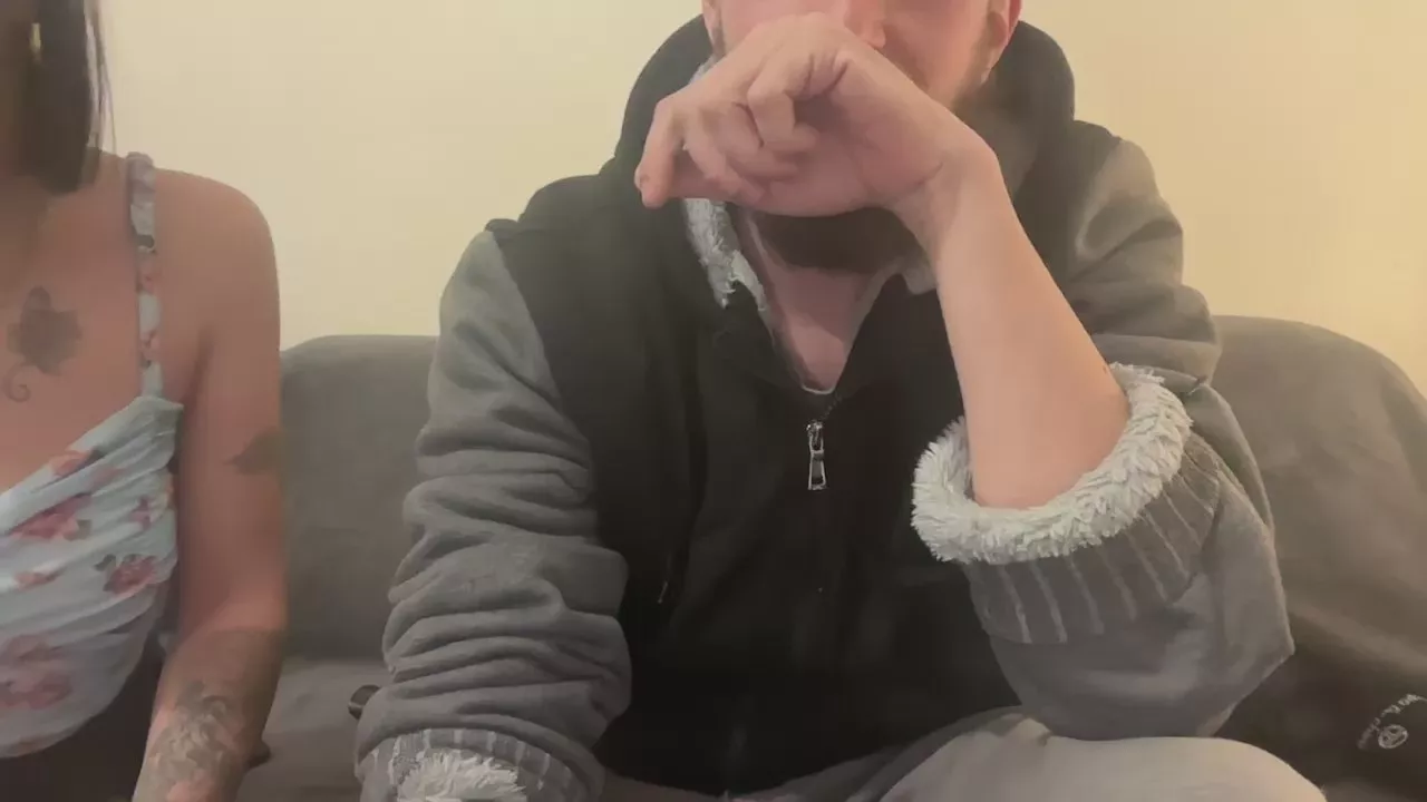 Offline FleureOuverte on Cam4