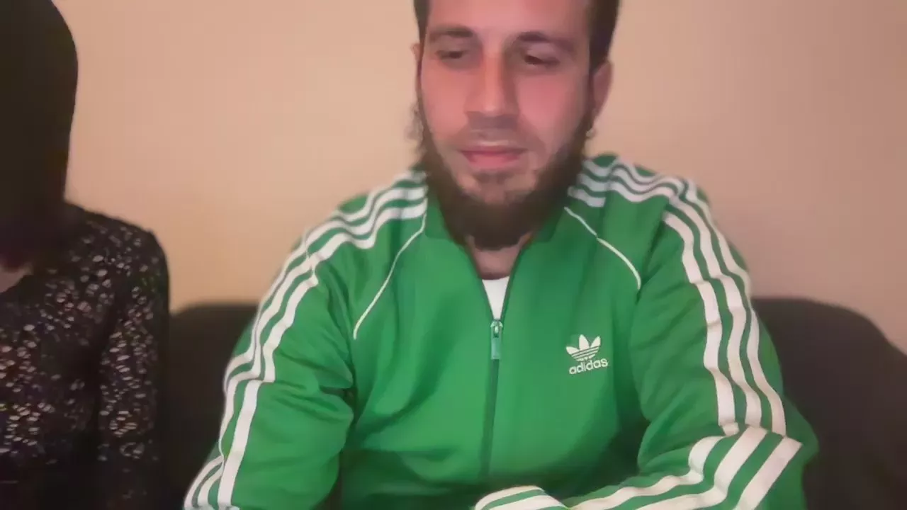 Offline FleureOuverte on Cam4