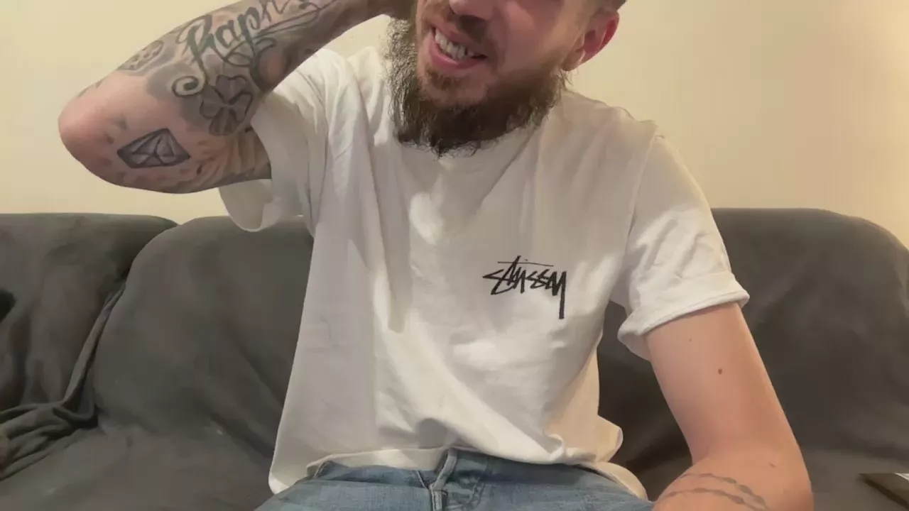 Offline FleureOuverte on Cam4