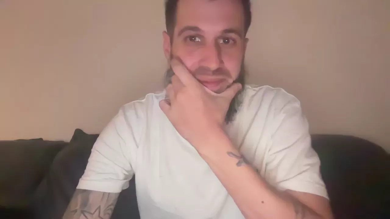 Offline FleureOuverte on Cam4