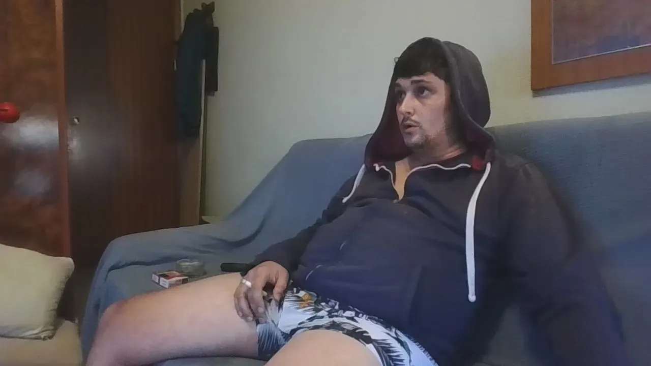 Offline fox_hood_sexy on Cam4