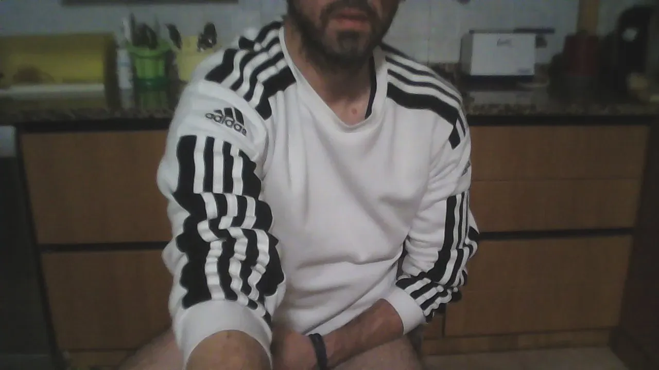 Offline furfante___ on Cam4