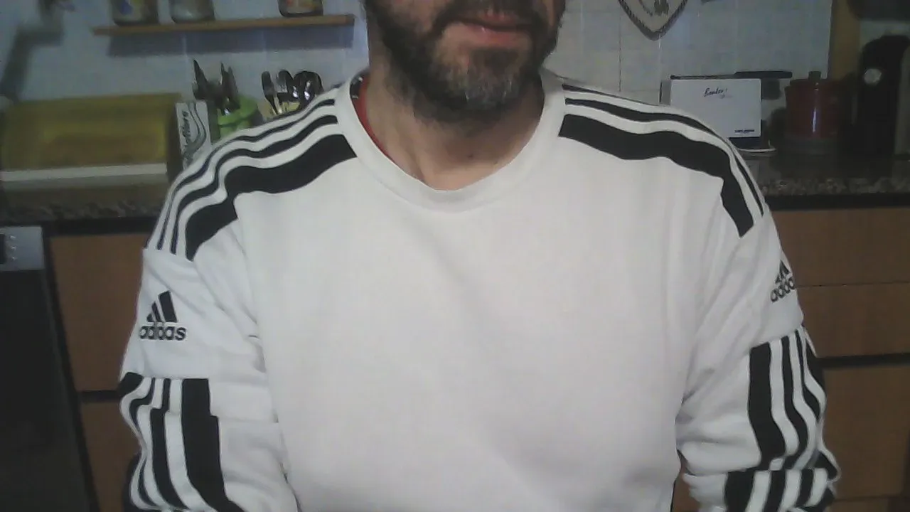 Offline furfante___ on Cam4