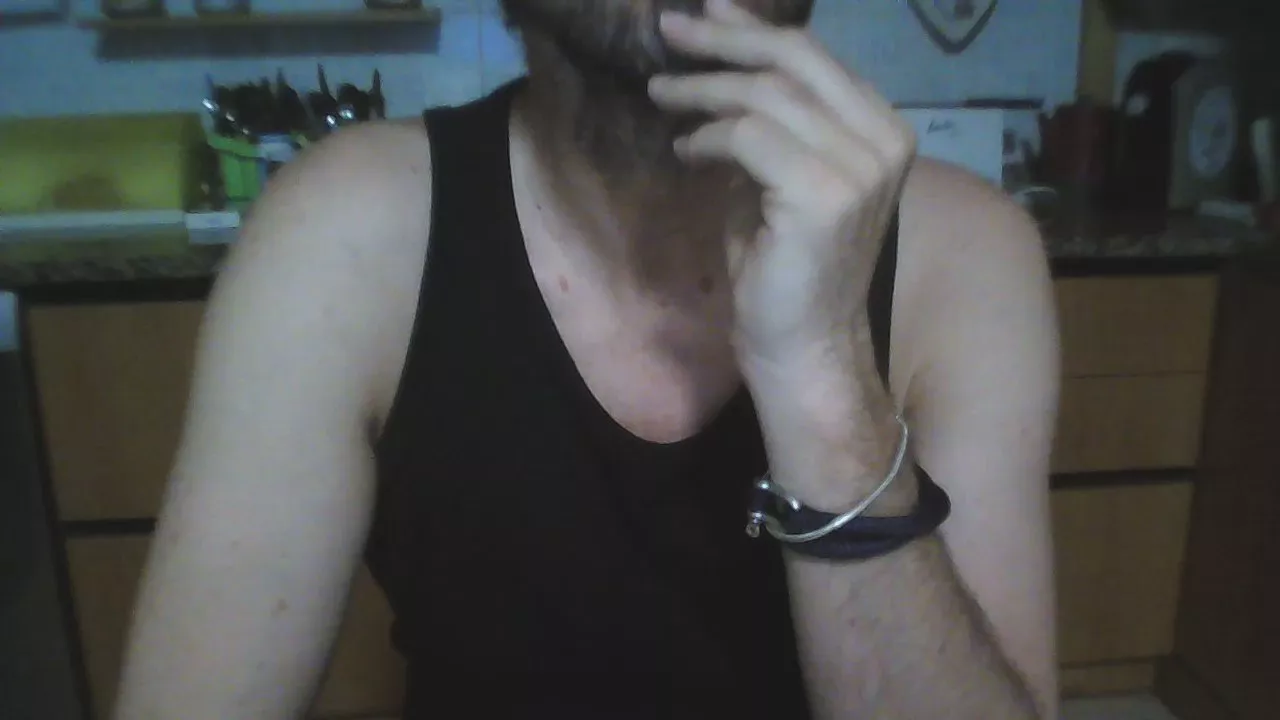 Offline furfante___ on Cam4