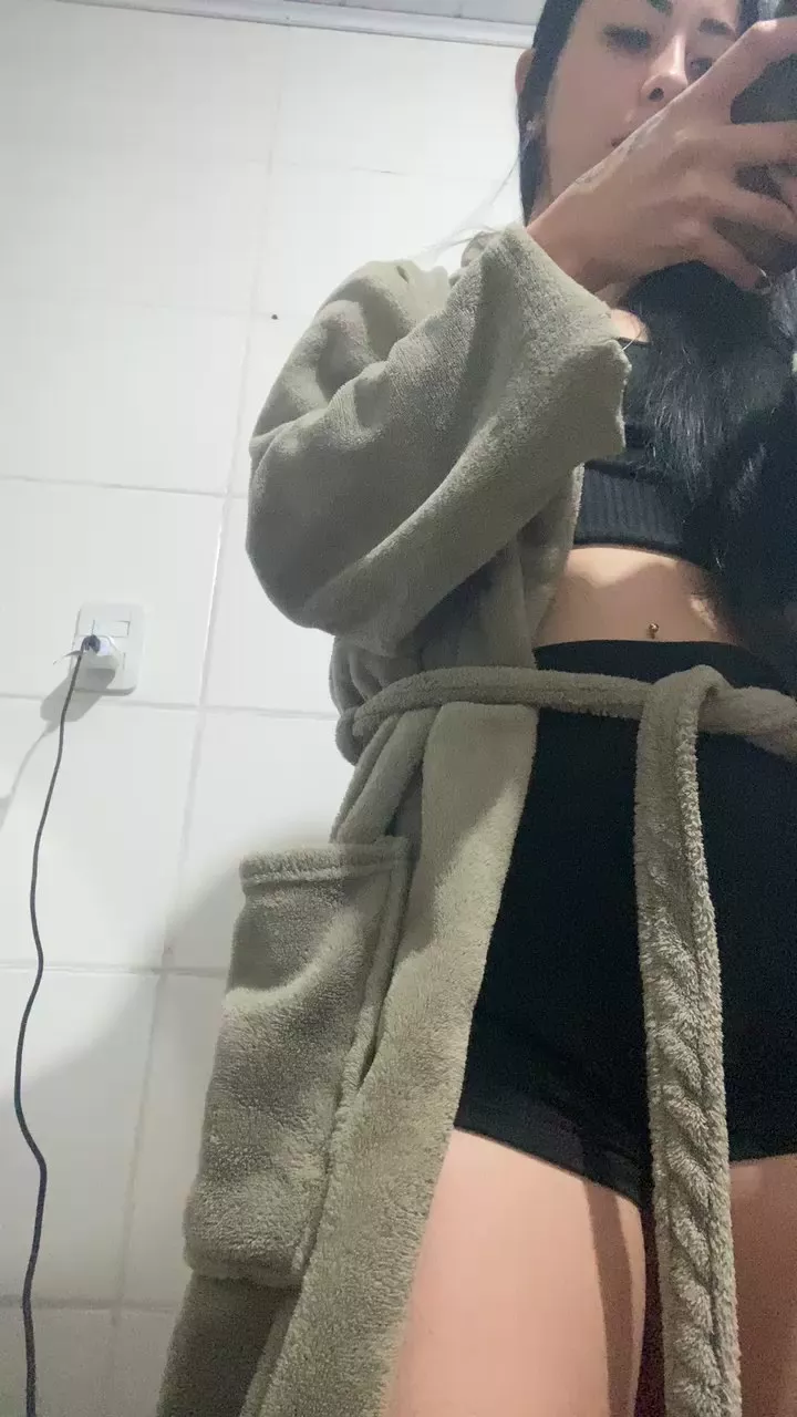 Offline Gatasiamesa_ on Cam4