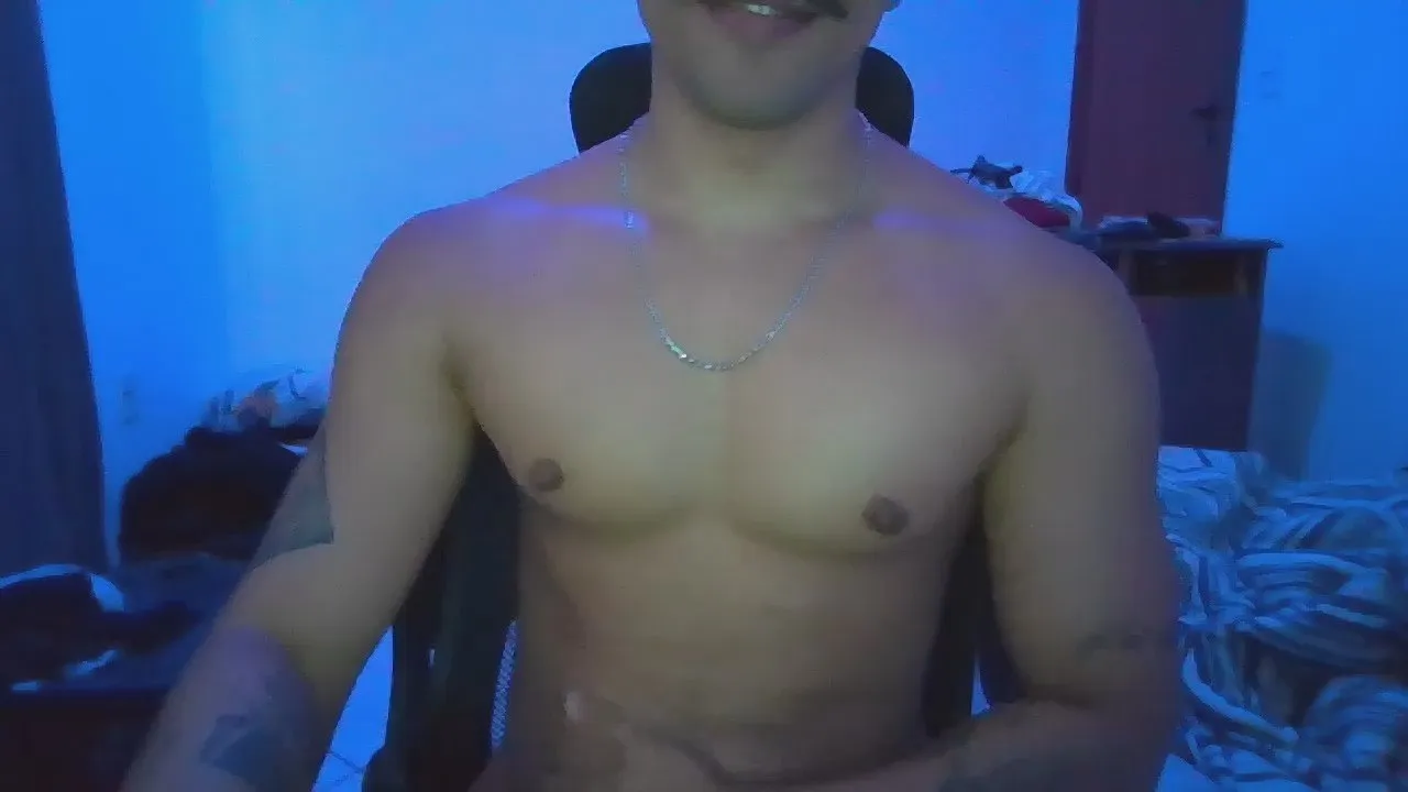 Offline ghostboi20 on Cam4