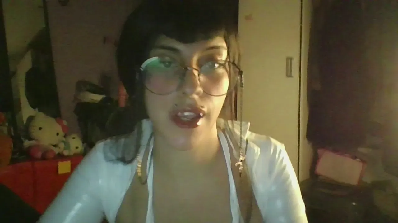 gothmimi on Cam4