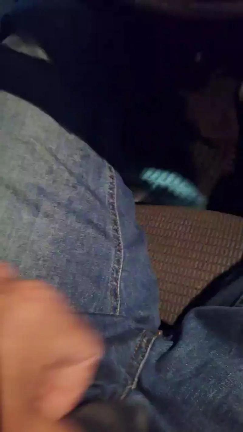 Offline hombredelomas on Cam4