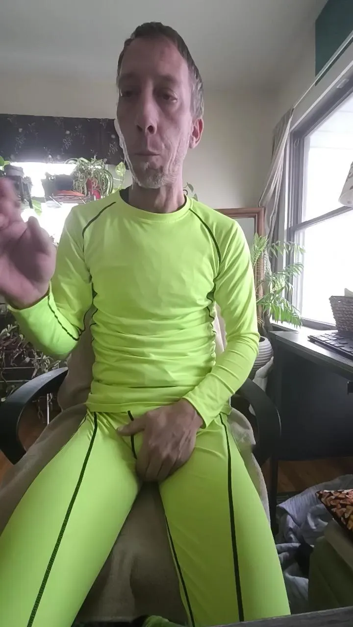 hornyhotgy071 on Cam4