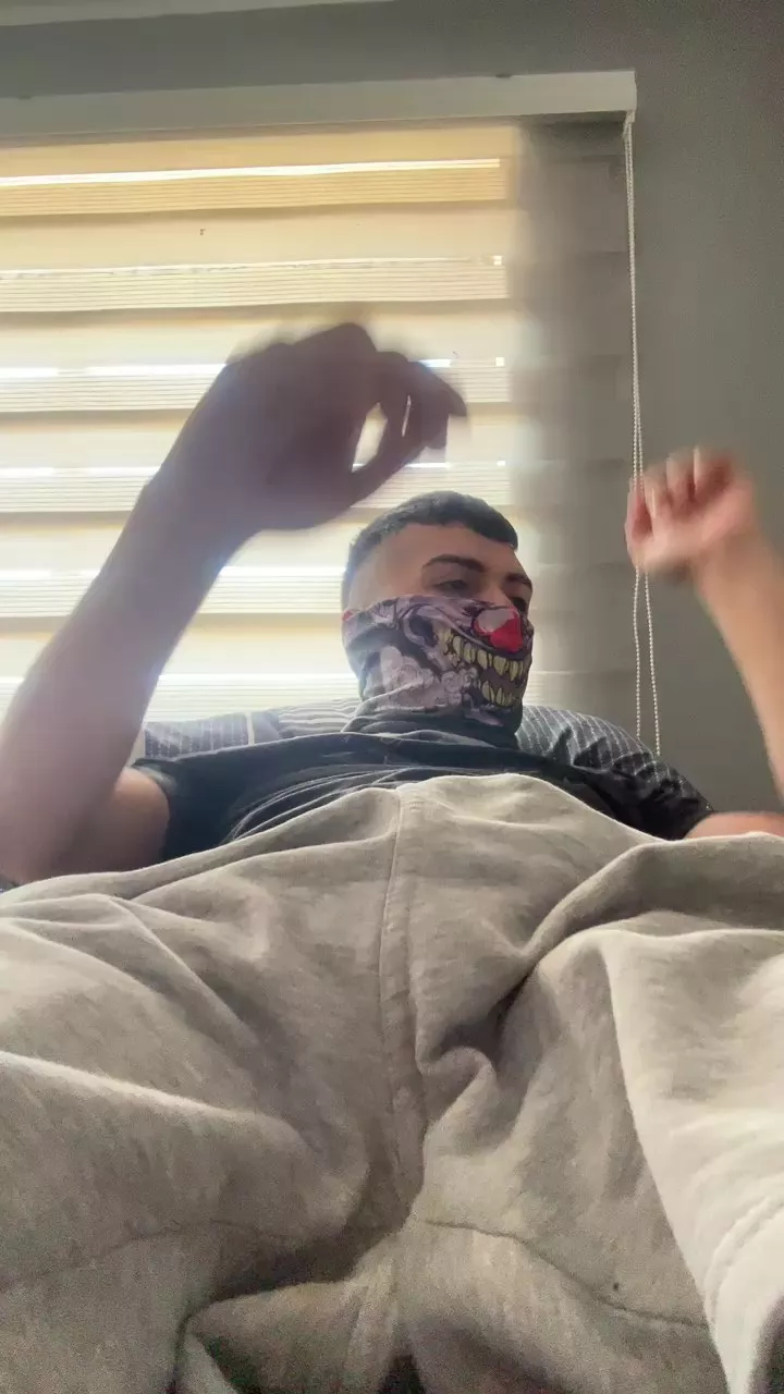 Offline Hot19a on Cam4