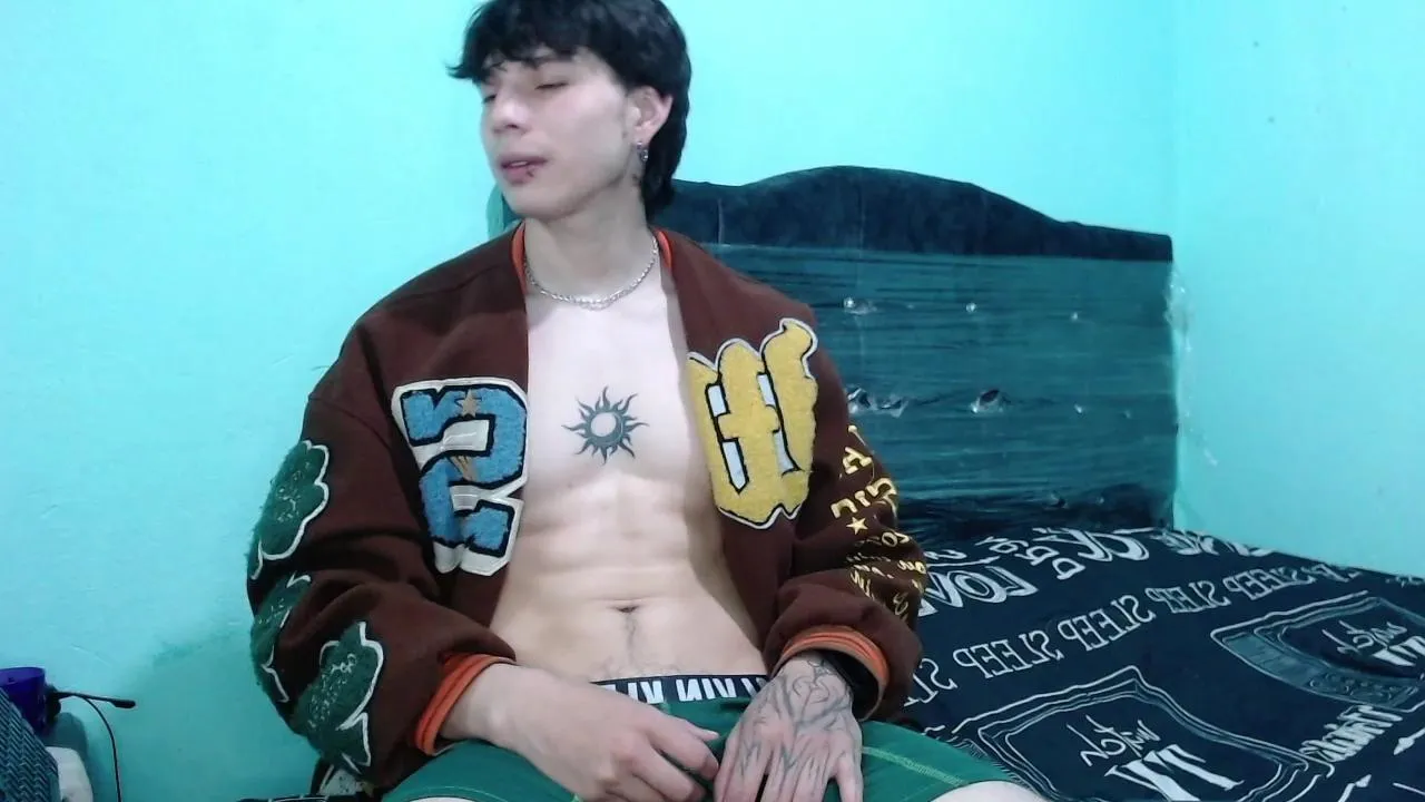 Offline Hot_Couple_21K on Cam4