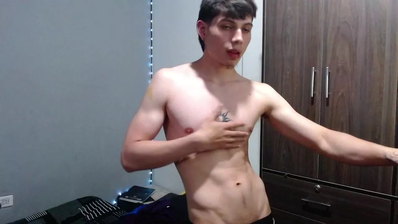 Offline Hot_Couple_21K on Cam4