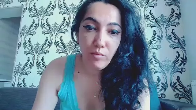 Offline HotSpicyMiss on Cam4