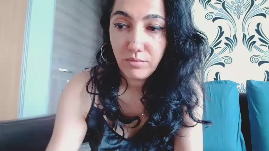 Offline HotSpicyMiss on Cam4