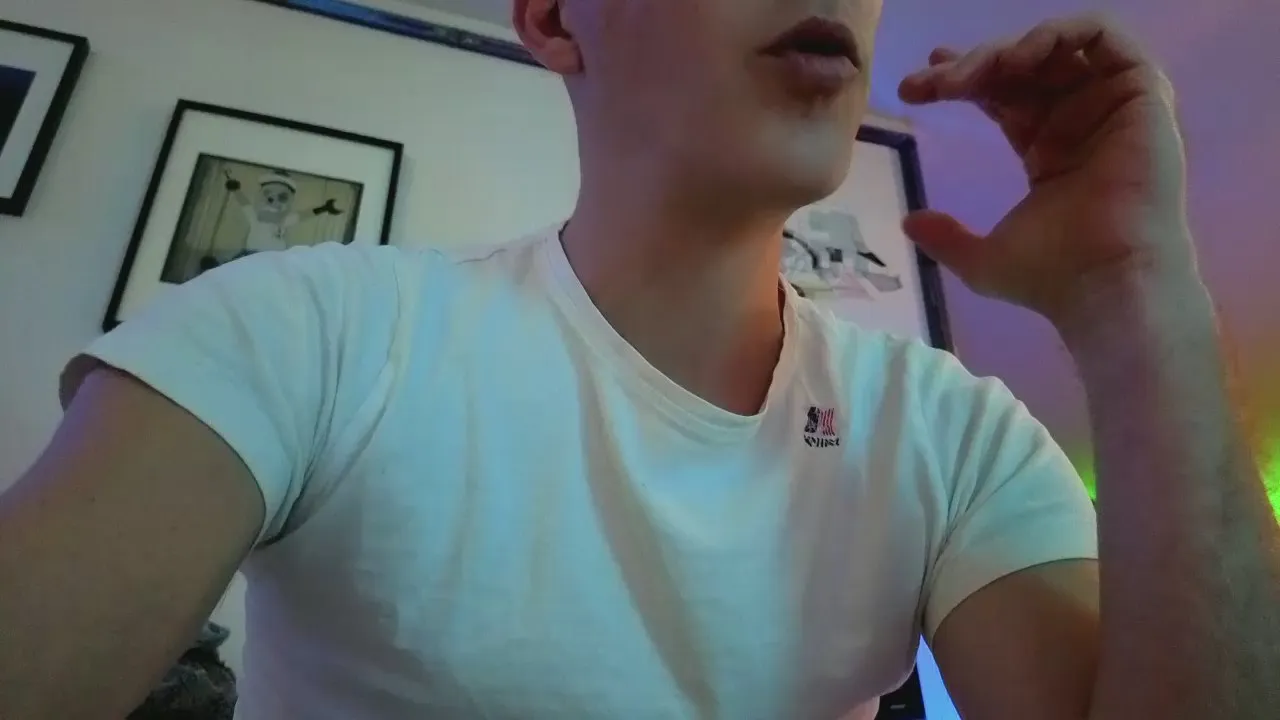 Freechat HuGo4K on Cam4