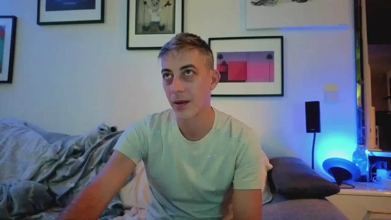 Freechat HuGo4K on Cam4