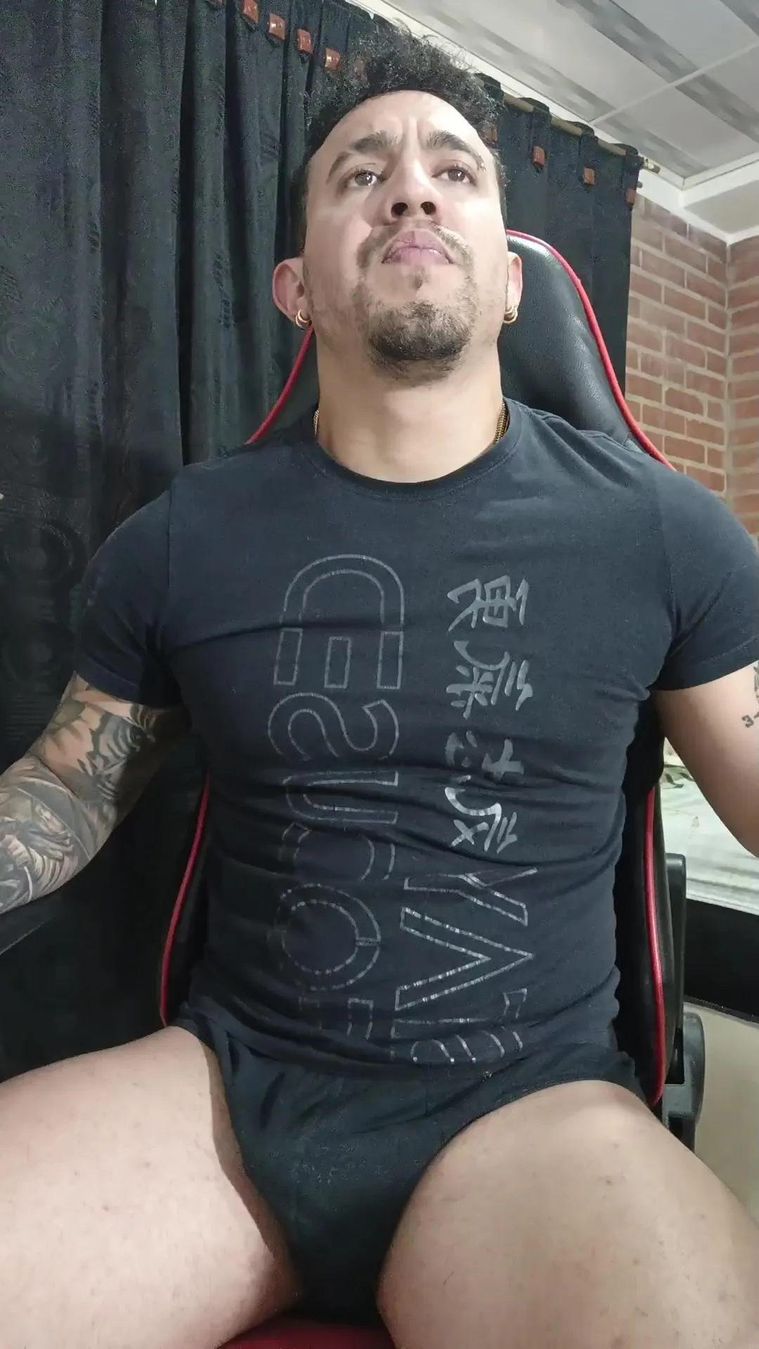 Freechat Im_massimo777 on Cam4