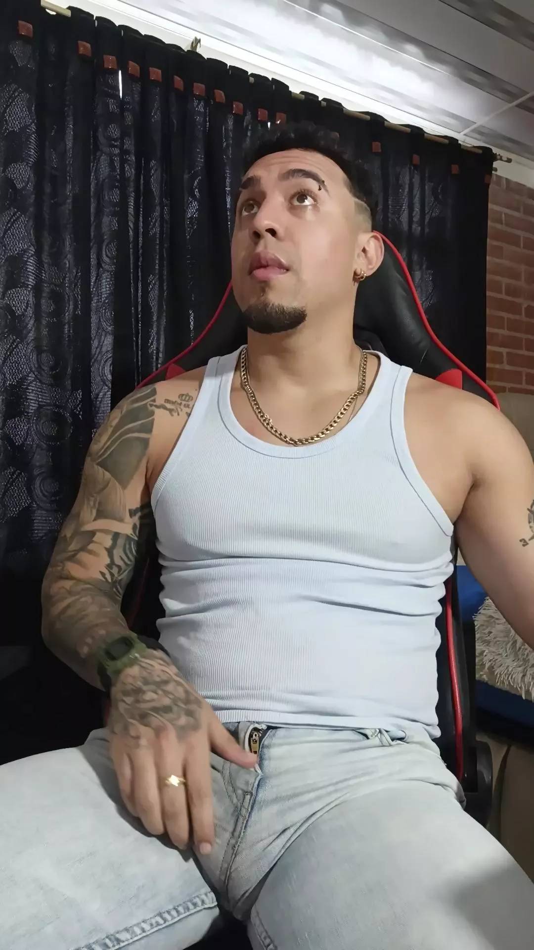 Freechat Im_massimo777 on Cam4