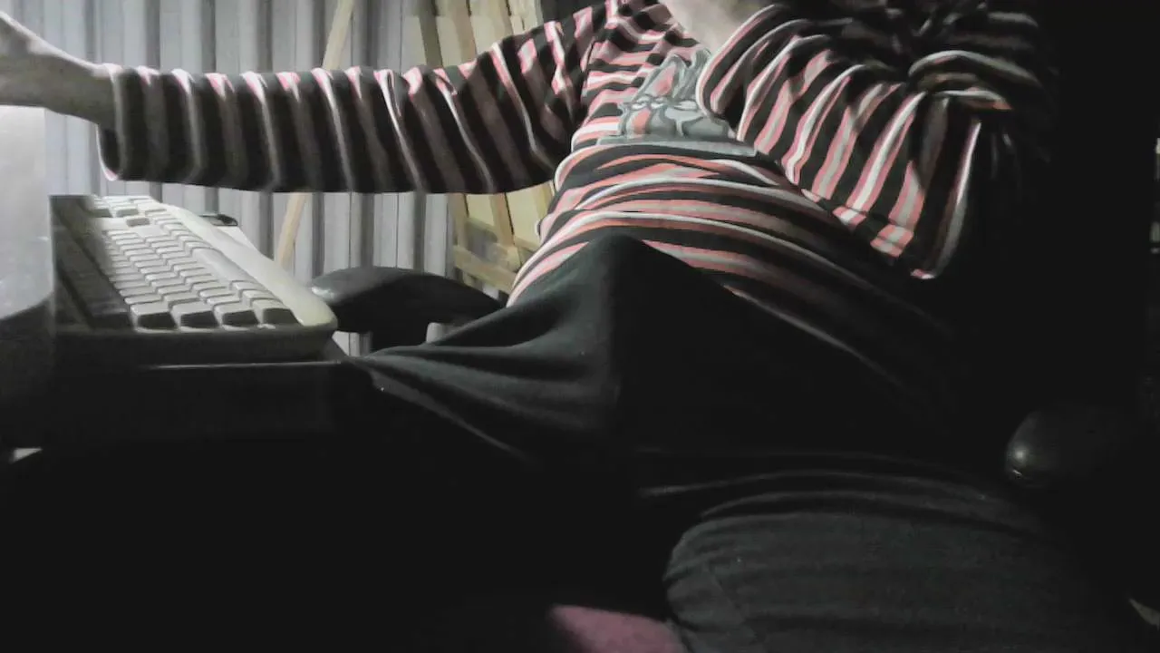 Offline ima_vit on Cam4