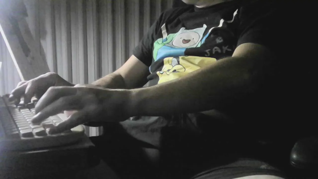 Offline ima_vit on Cam4