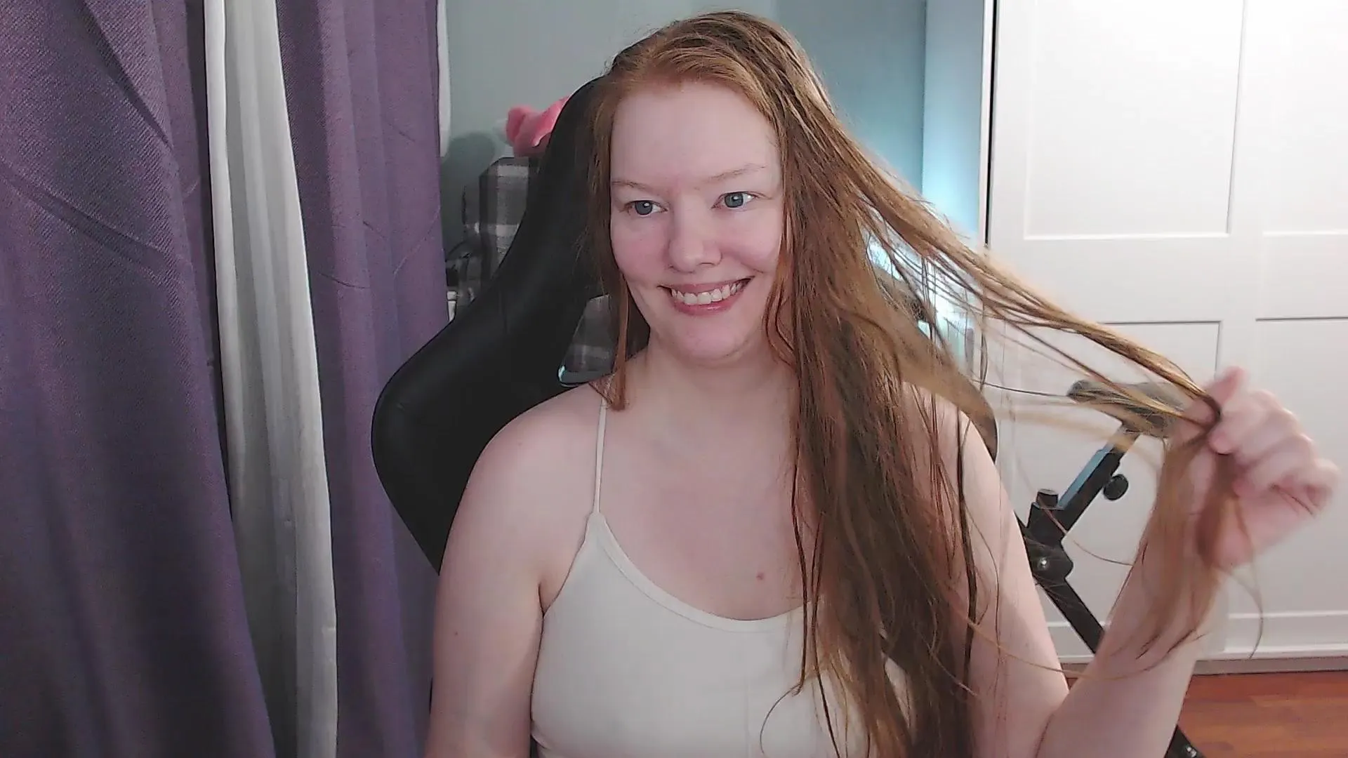 Offline Inari_Lady on Cam4