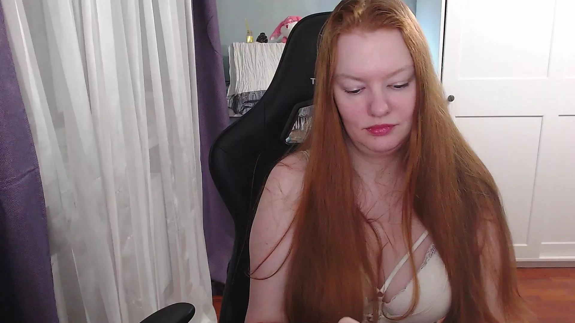 Offline Inari_Lady on Cam4