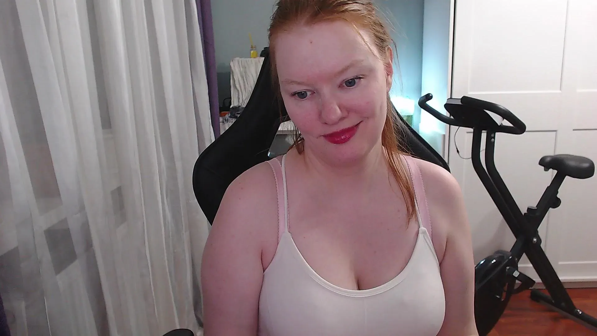 Offline Inari_Lady on Cam4