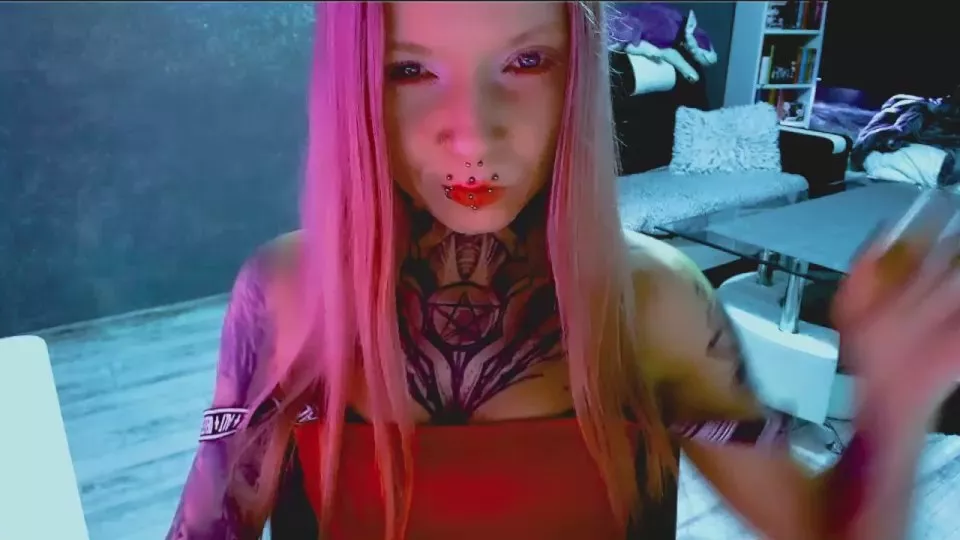 Freechat InesDesire on Cam4