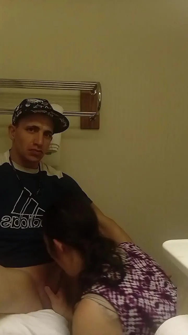 Offline Inittowinit780 on Cam4