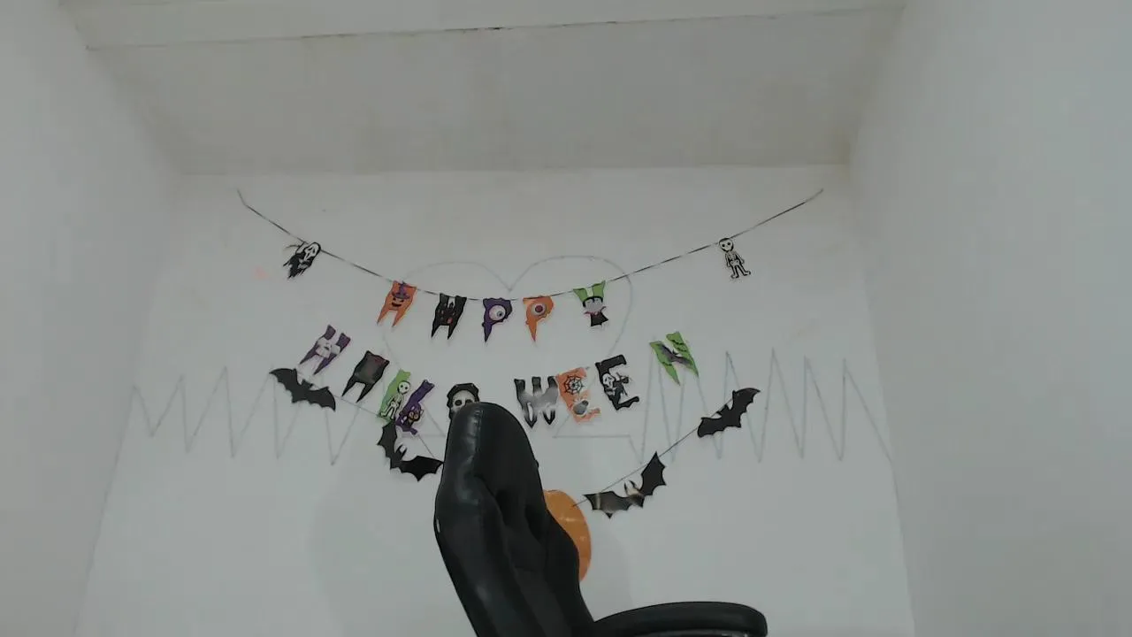 Offline Japonesa_hott on Cam4