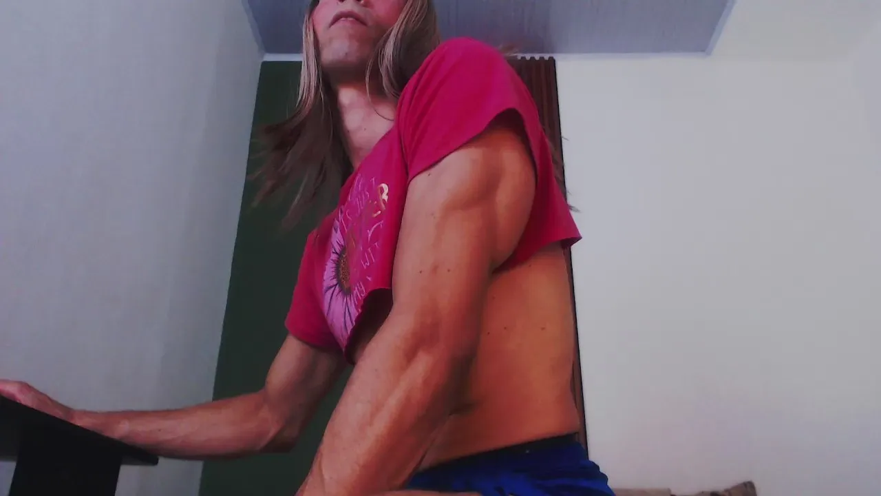 Offline jeanys_sneider on Cam4