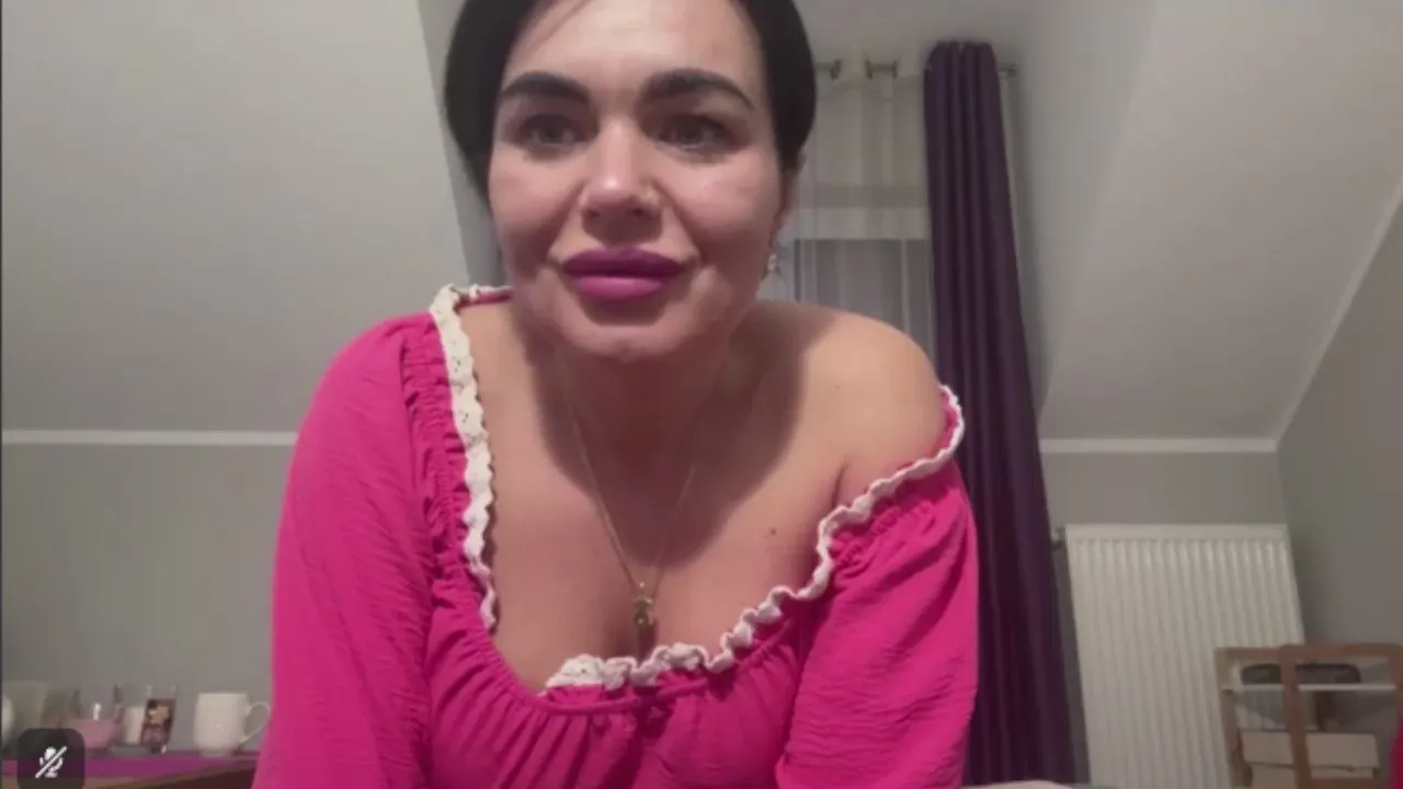 Offline JENNY_KISS on Cam4