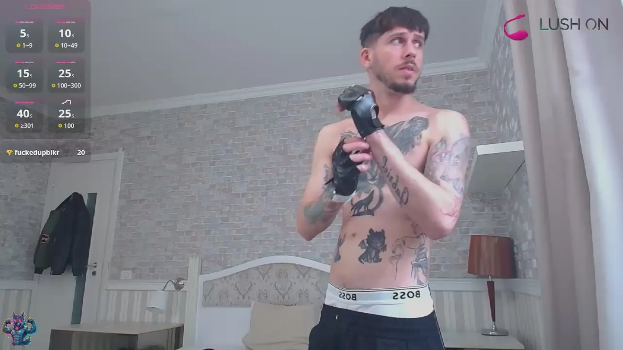 Offline JonahShaw on Cam4