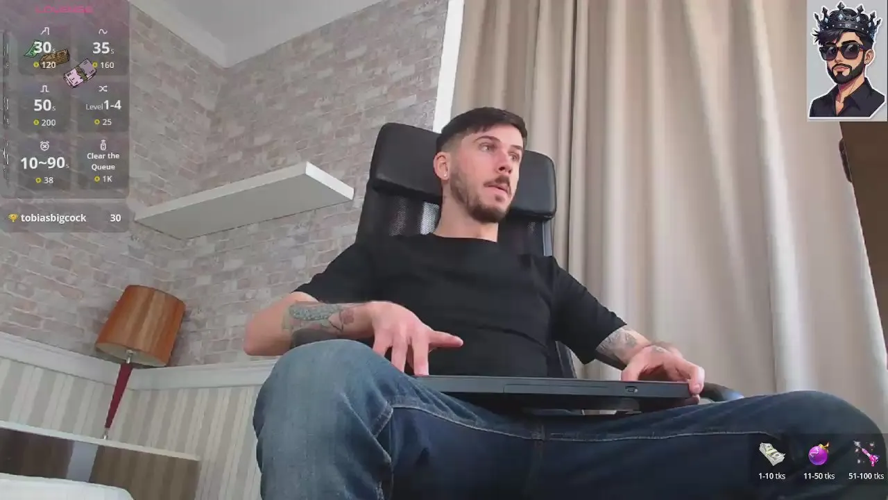 Offline JonahShaw on Cam4