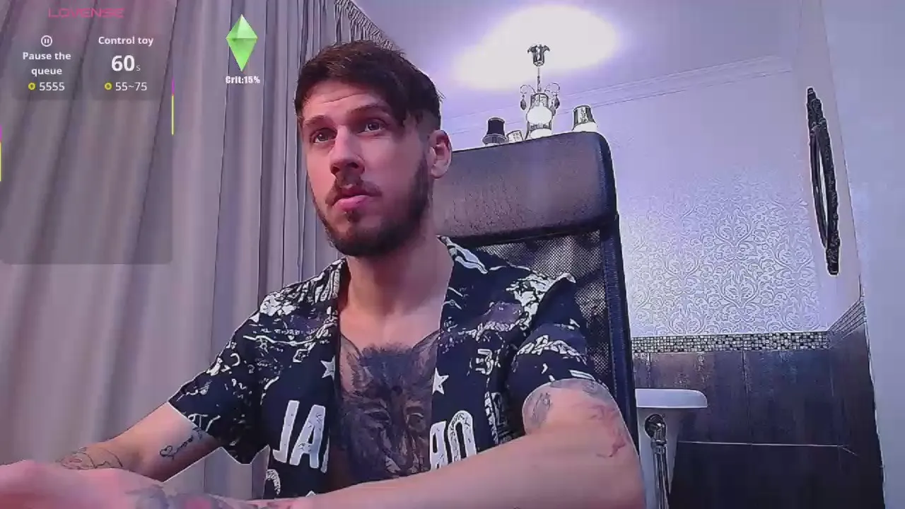 Offline JonahShaw on Cam4