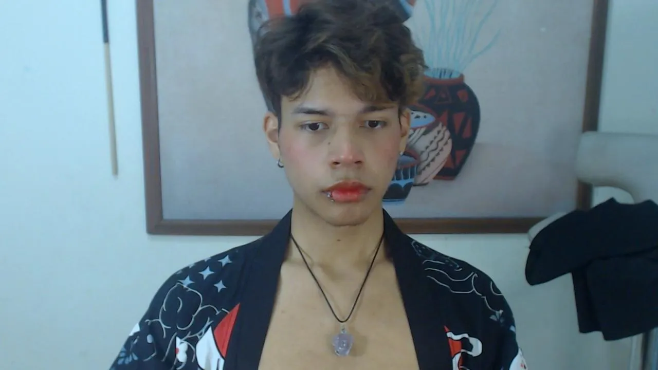 Freechat KaoriiMatsuii on Cam4