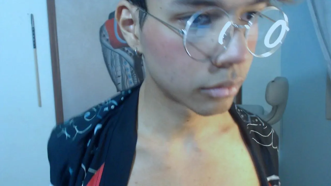 Freechat KaoriiMatsuii on Cam4