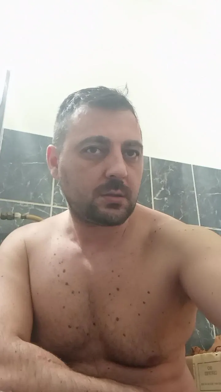 Offline kingjohnsnow on Cam4