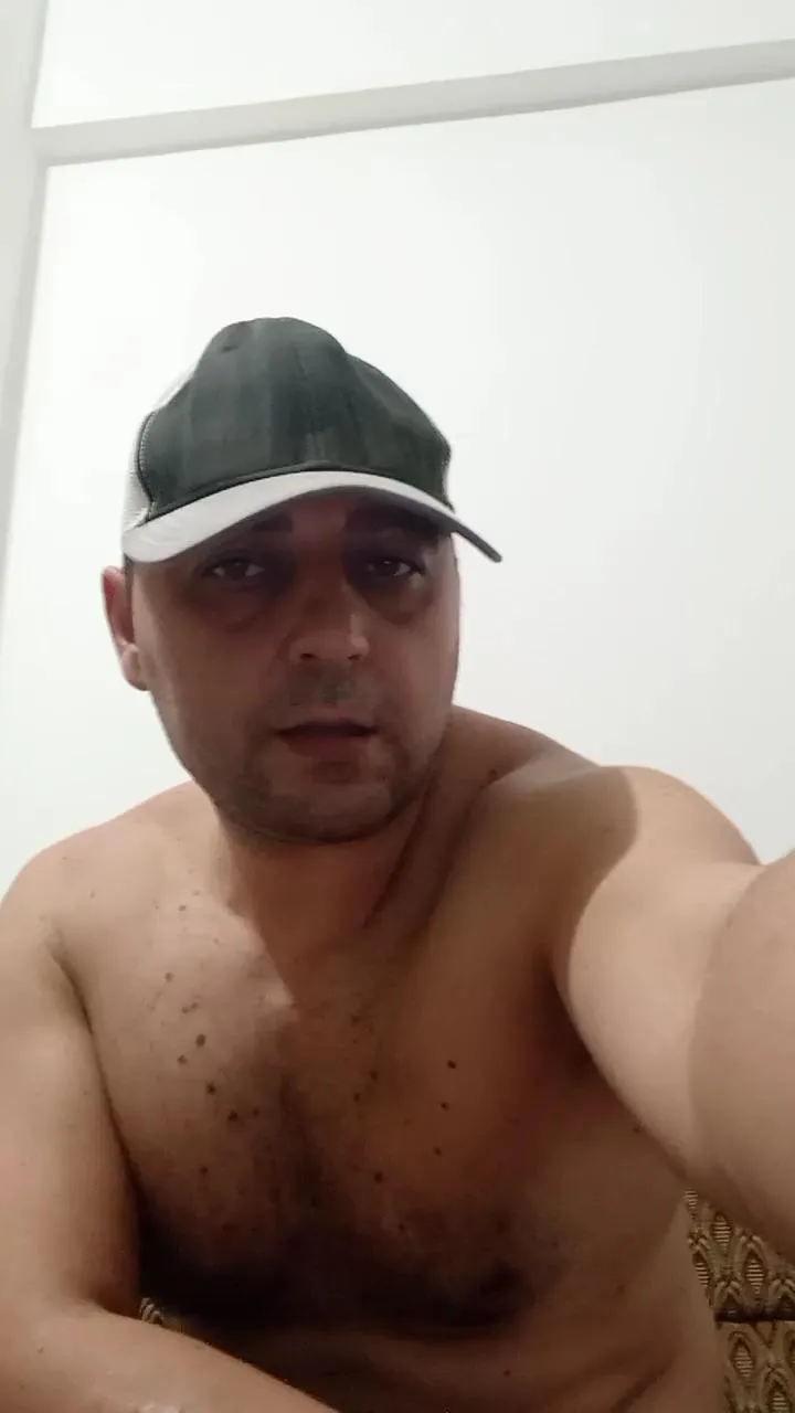 Offline kingjohnsnow on Cam4