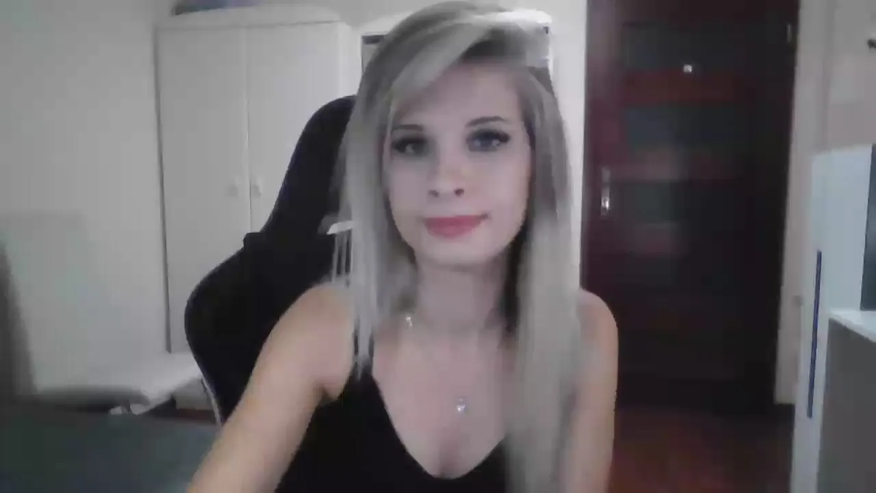 Offline KristineSensual on Cam4