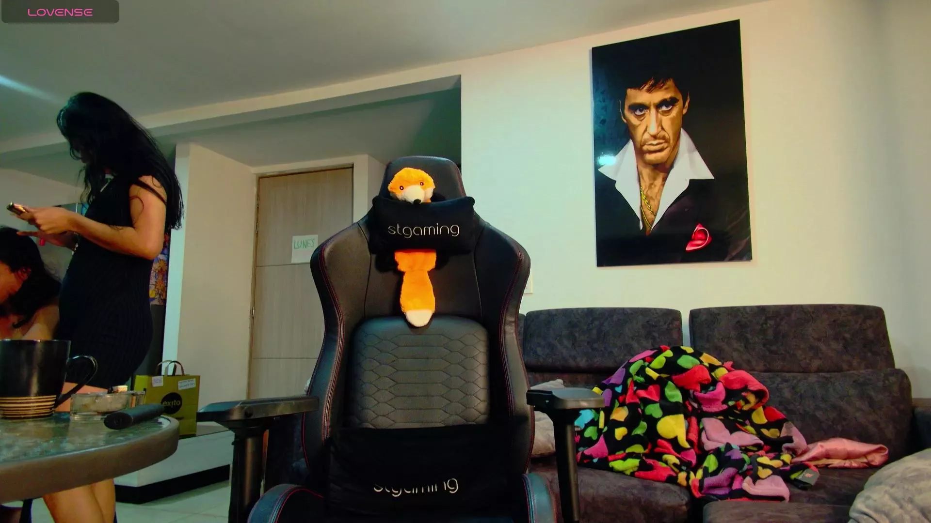 Freechat latin_couple77 on Cam4