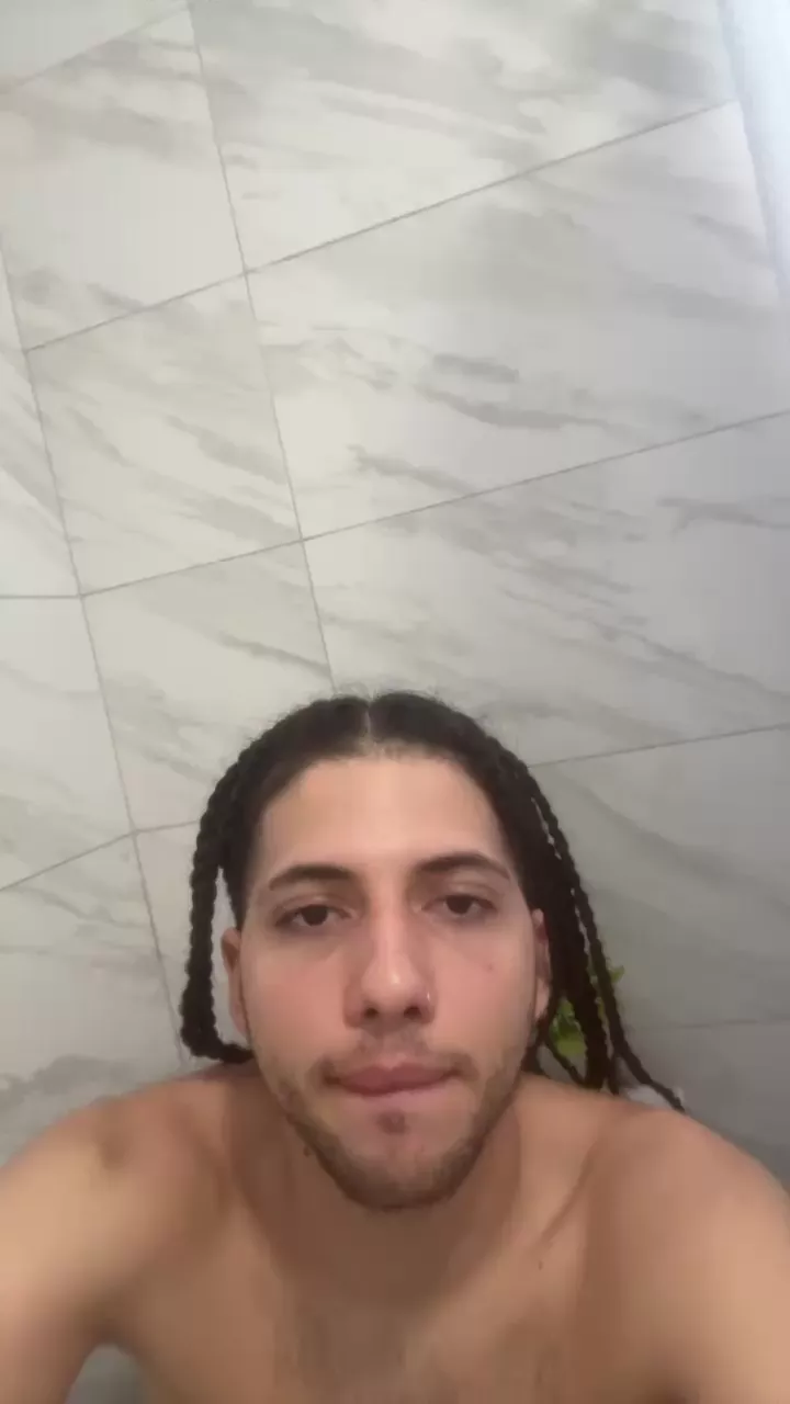 Offline Latinnot43 on Cam4