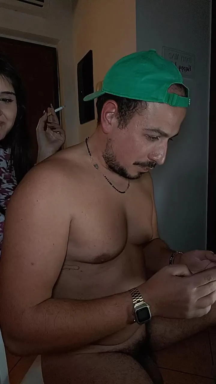 Offline Legolar on Cam4