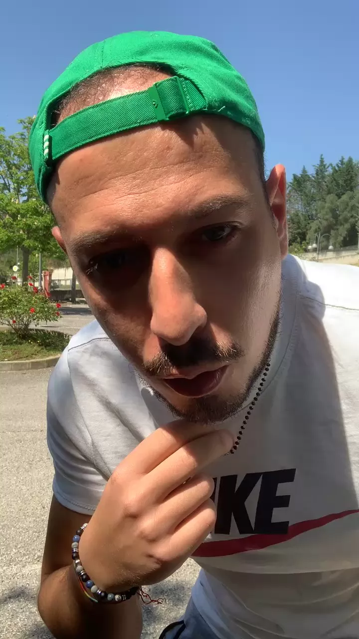 Offline Legolar on Cam4