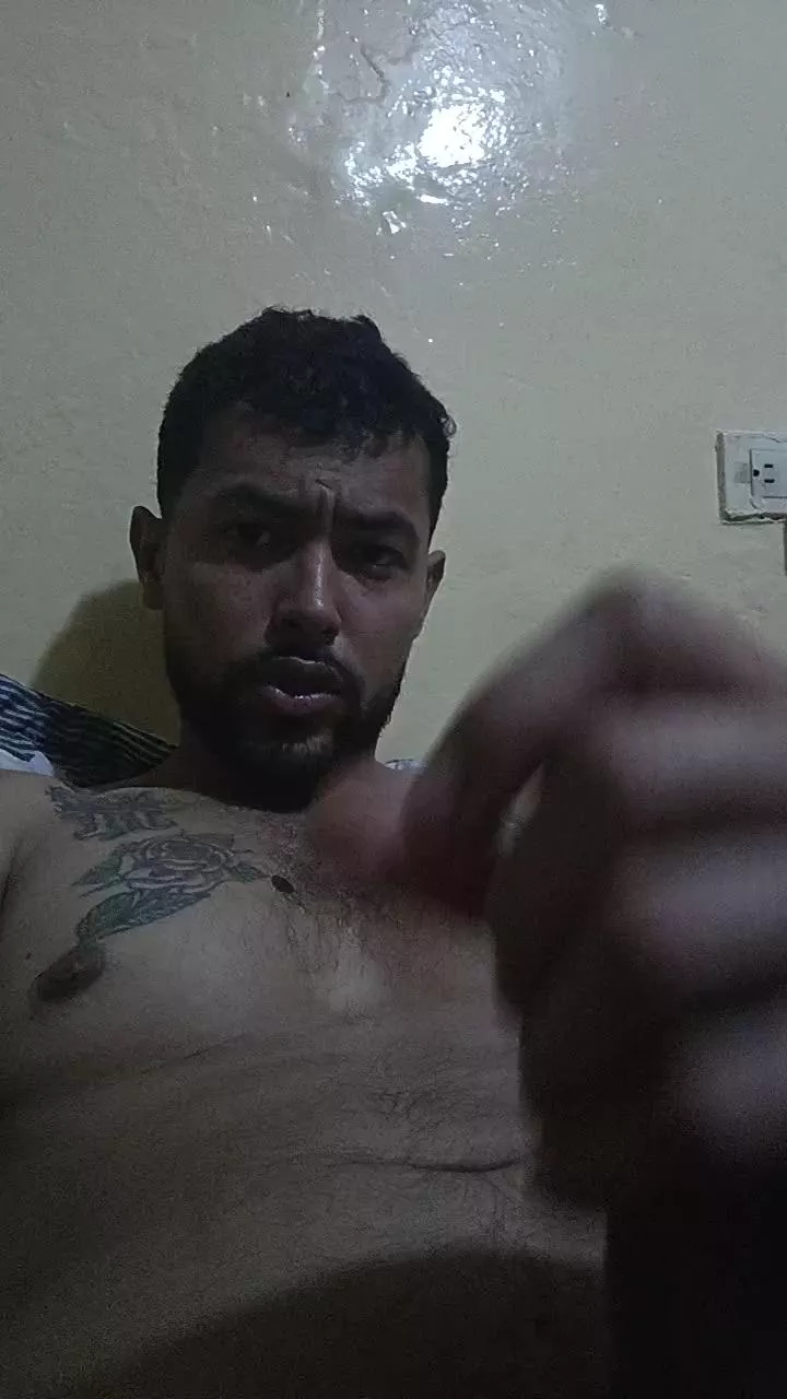 Offline LeonBigCock24 on Cam4