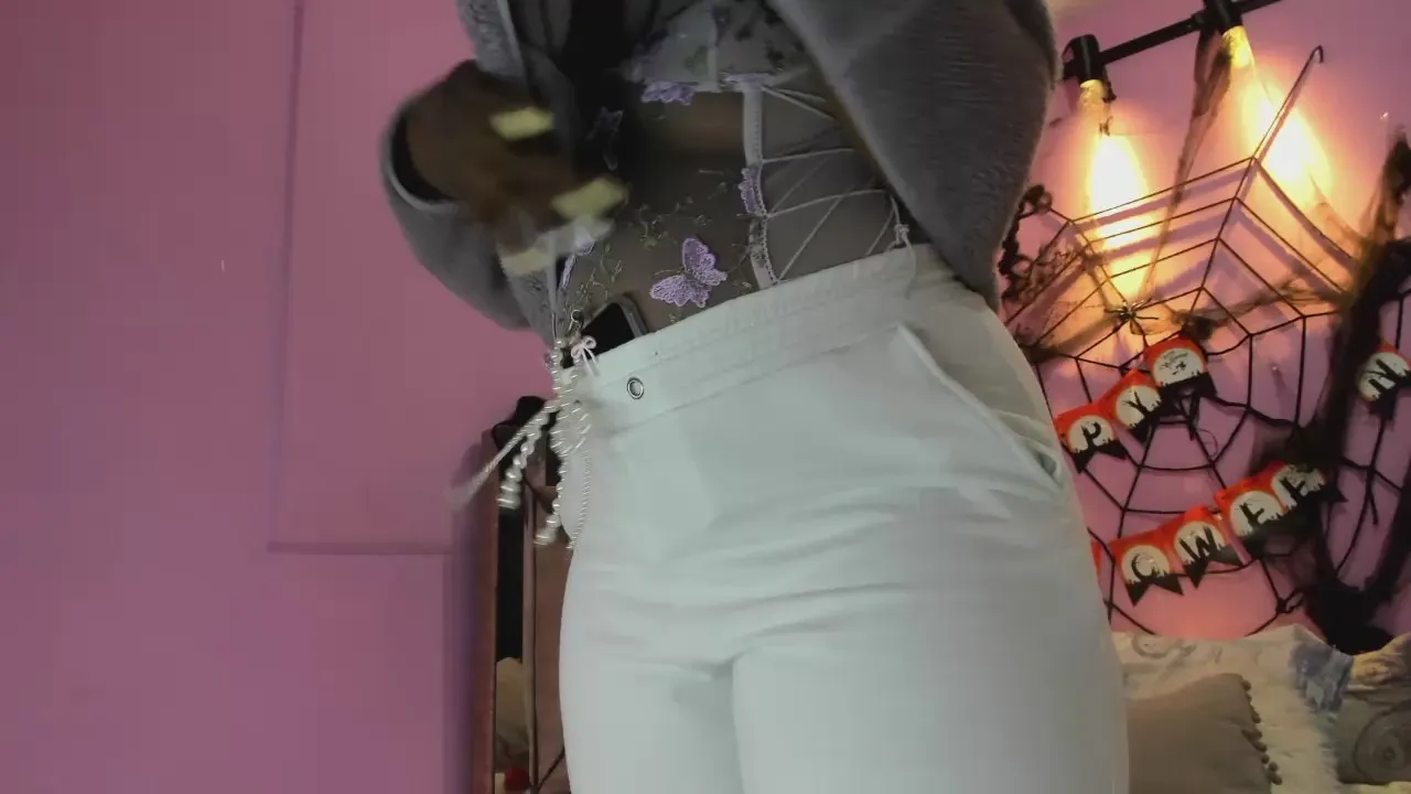 Offline LoveQueen2 on Cam4