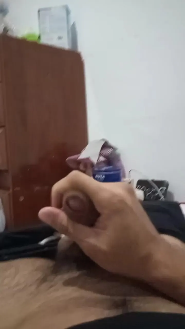 Offline LRK48_Poringa on Cam4