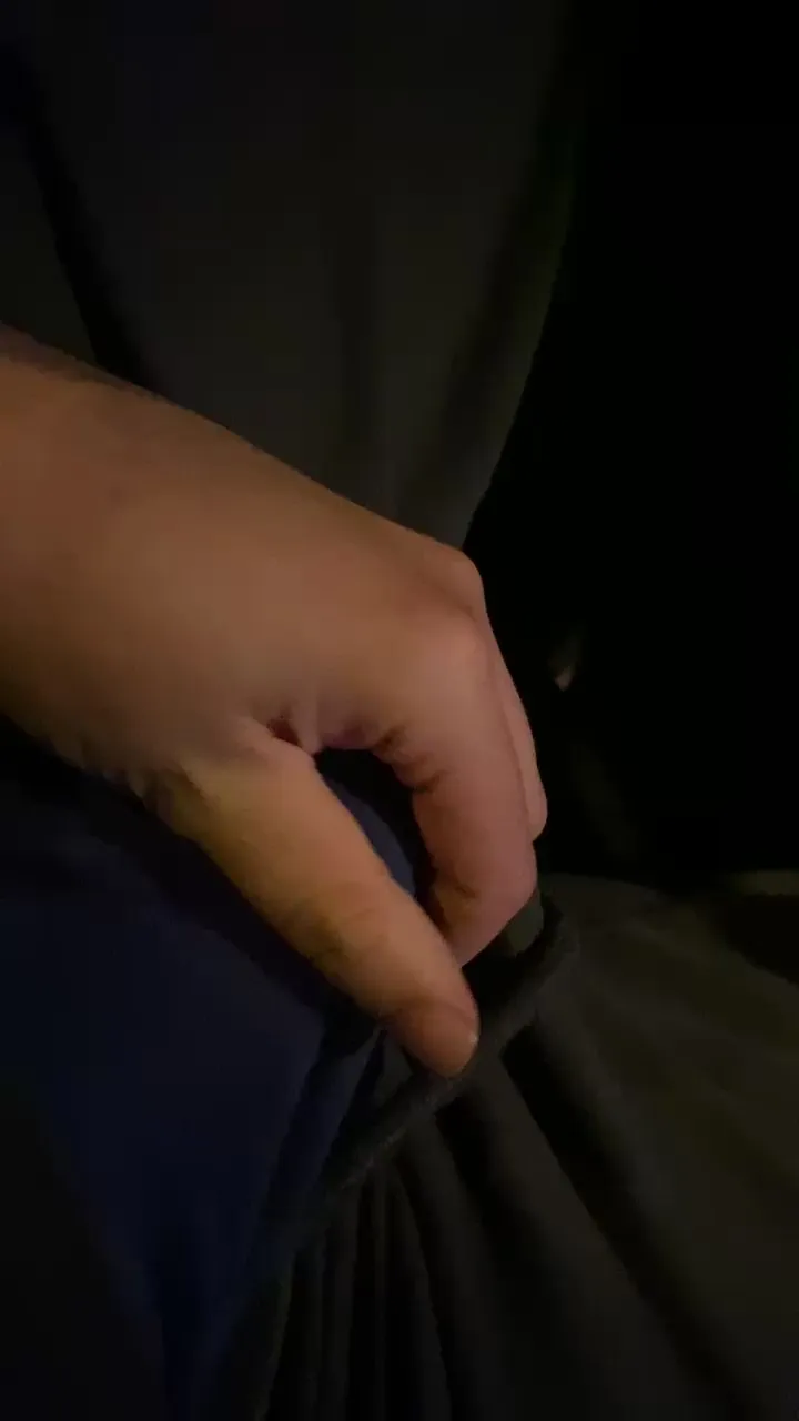 Offline lucapublic on Cam4