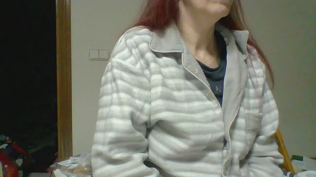 Offline Lunamaya7 on Cam4